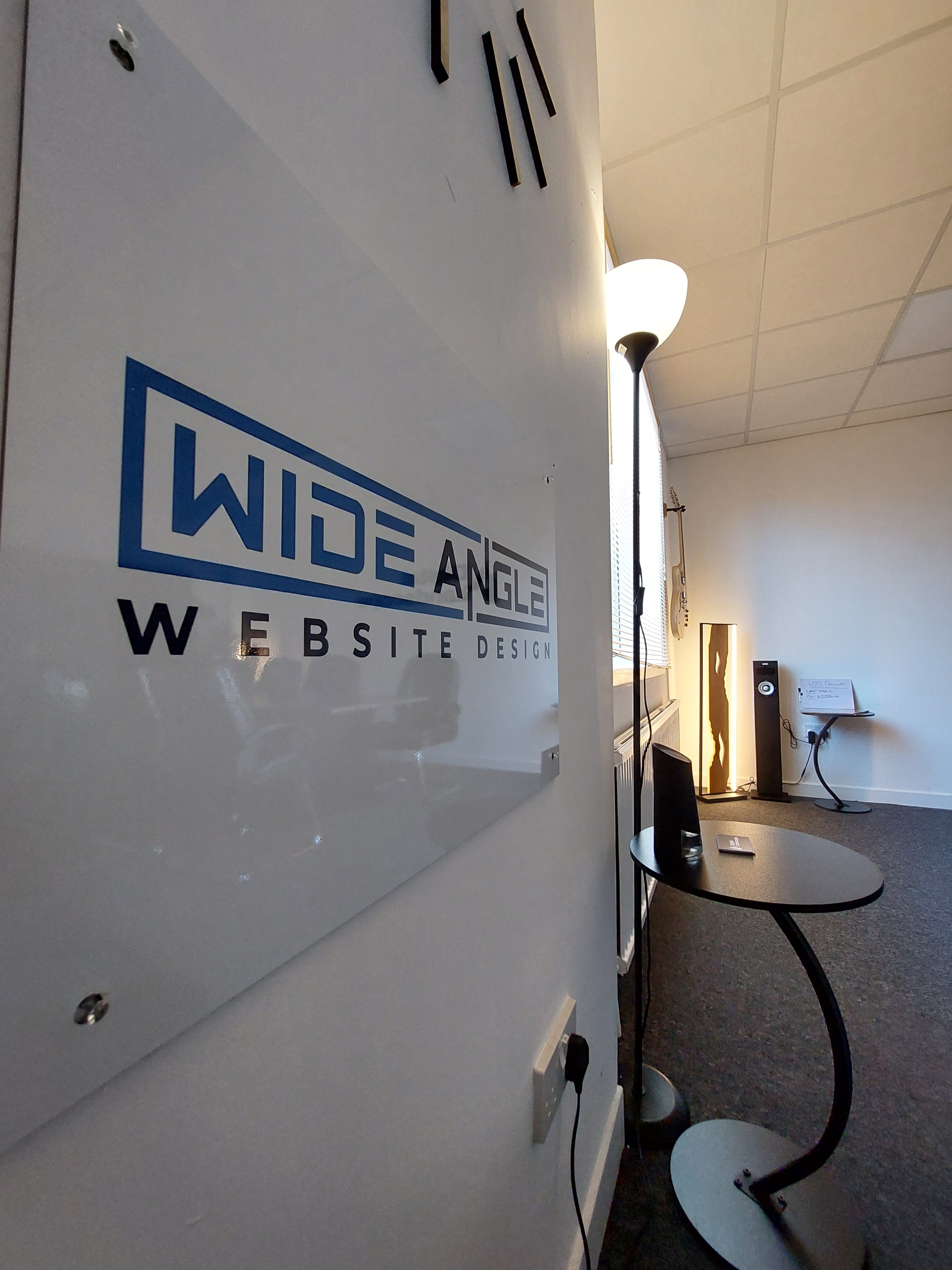 wide angle web design